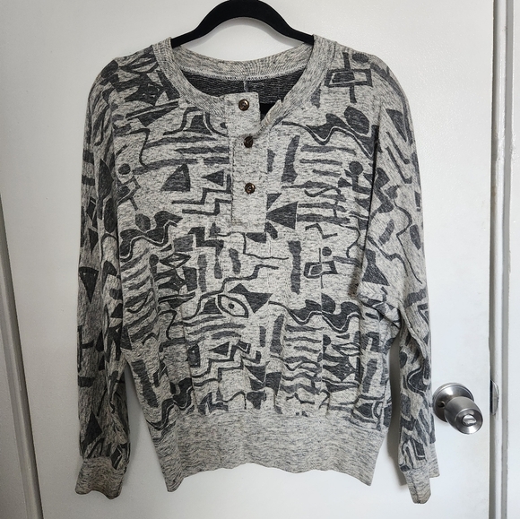 Vintage Gray Crewneck Sweater with Abstract Design and Long Sleeves - Picture 1 of 7